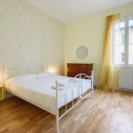Fabbroni 3 Bedrooms By Mmega Lägenhet